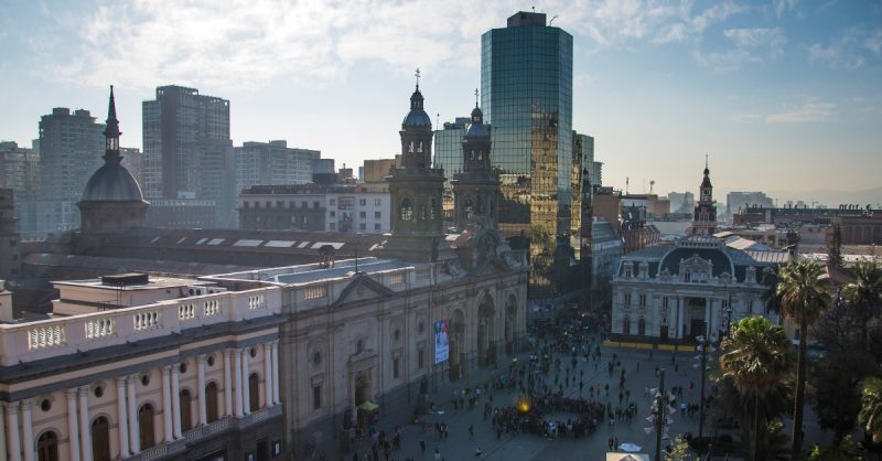 Imagen aerea de la plaza de armas de Santiago