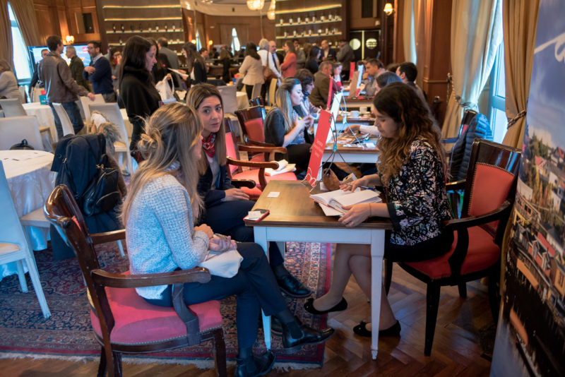 Imagen de las reudas de reuniones de negocios que se realizaron durante el Roadshow Uruguay